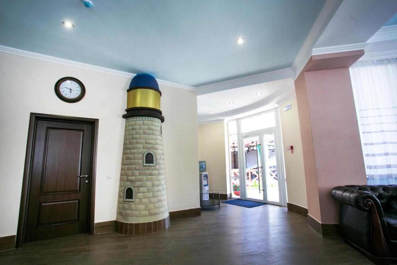سوخومي Hotel Acra المظهر الخارجي الصورة