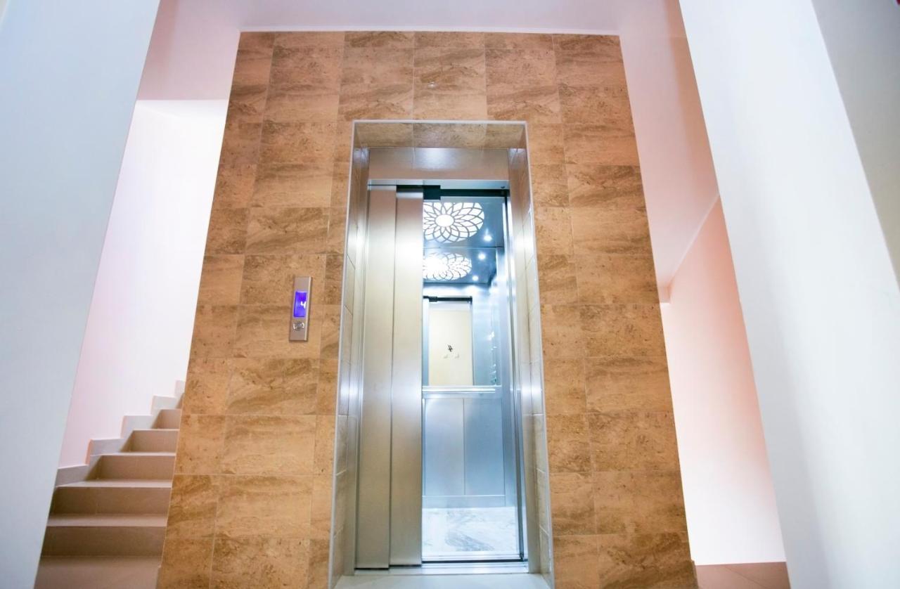 سوخومي Hotel Acra المظهر الخارجي الصورة